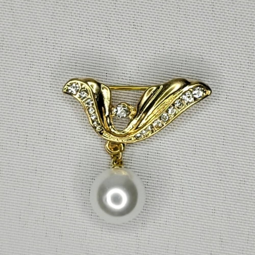 Gold-Tone Pearl Drop Brooch w/ Rhinestone Accents | Elegant Statement Pin